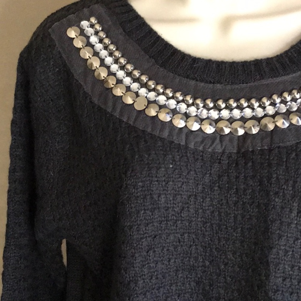 Soft and cozy sweater - Picture 2 of 5